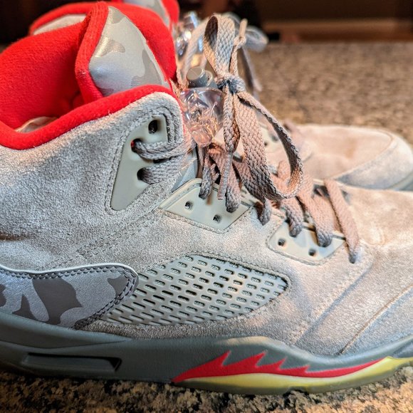 Nike Air Jordan Tennis Shoes - Picture 1 of 6